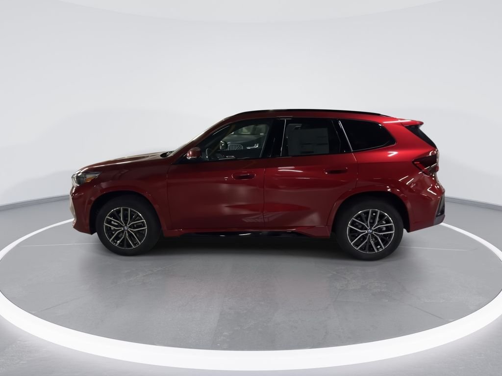 Used 2026 Red BMW xDrive28i image 5