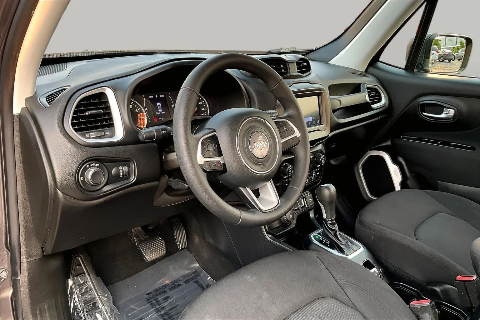 Used 2020 Granite Crystal Metallic Clearcoat Jeep Sport image 18