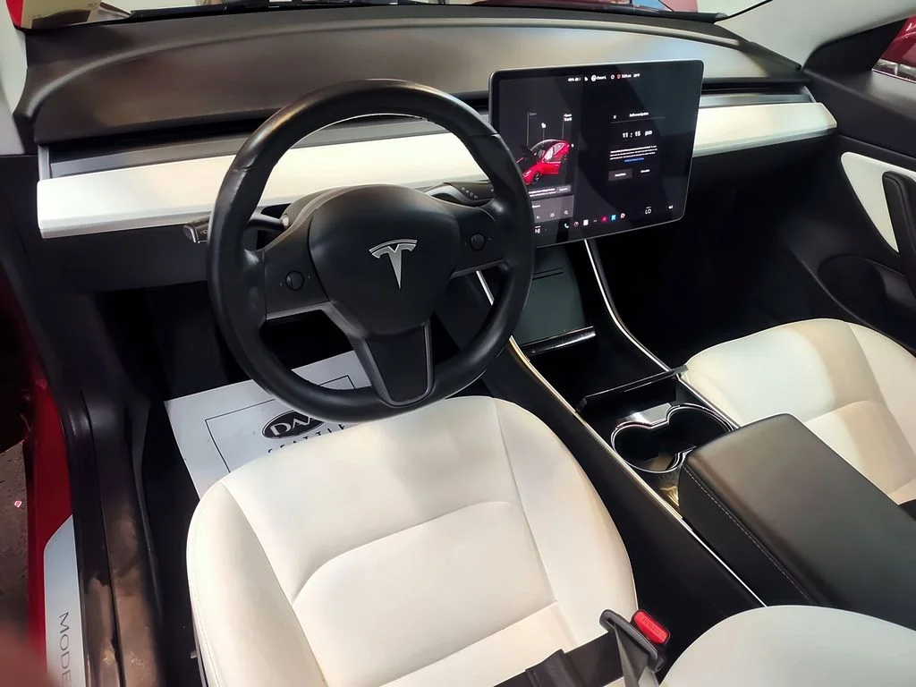 2018 Tesla Model 3 Long Range Dual Motor - Photo 9