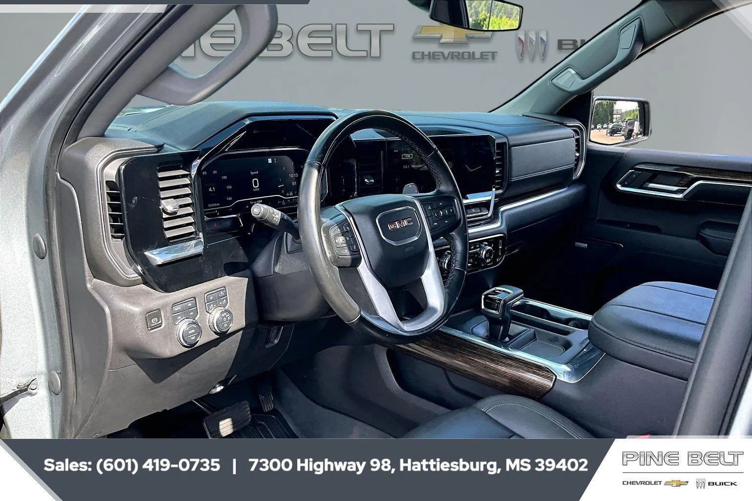 Used 2023 Sterling Metallic GMC Elevation image 13