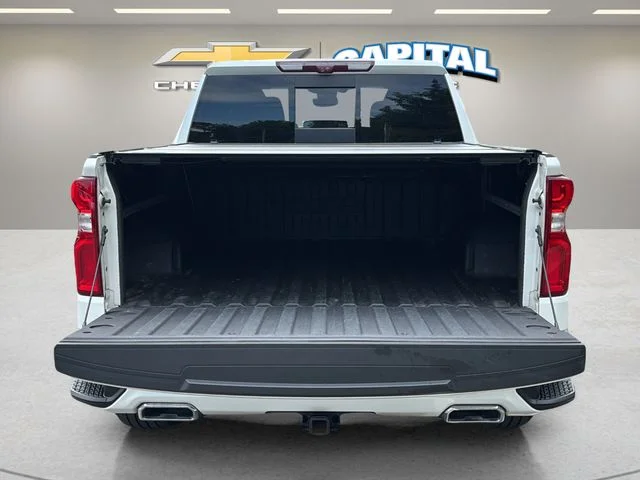 Used 2022 Beige Chevrolet High Country image 32