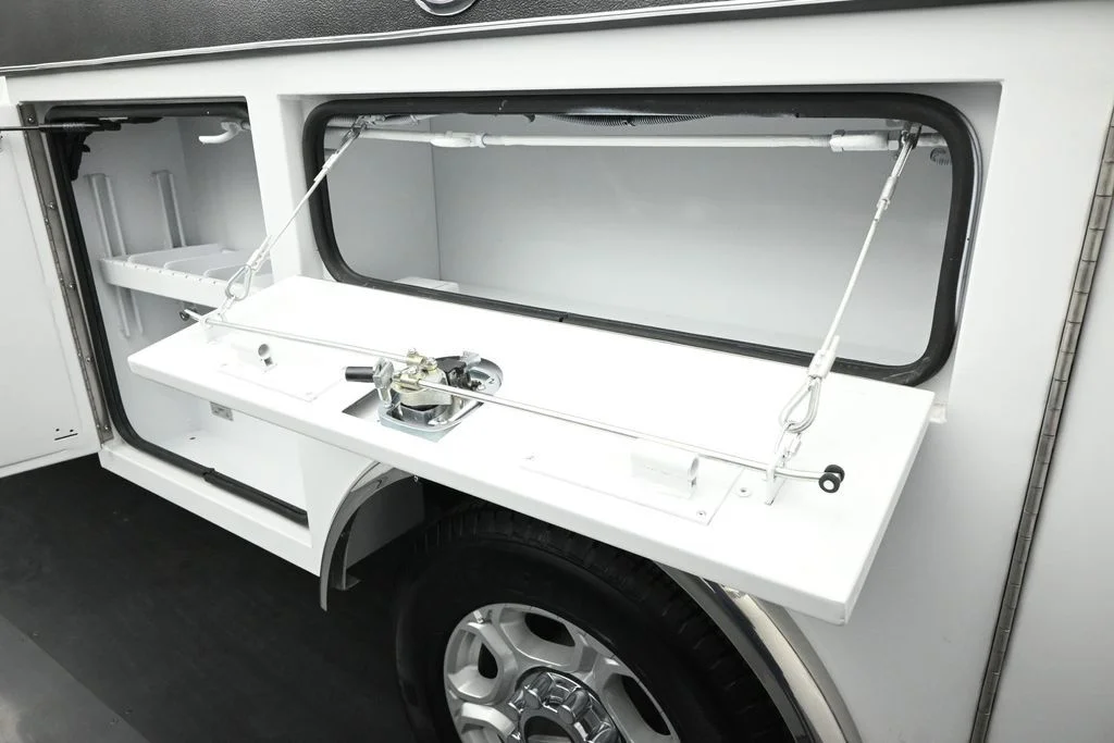 New 2026 Oxford White Ford XLT image 21