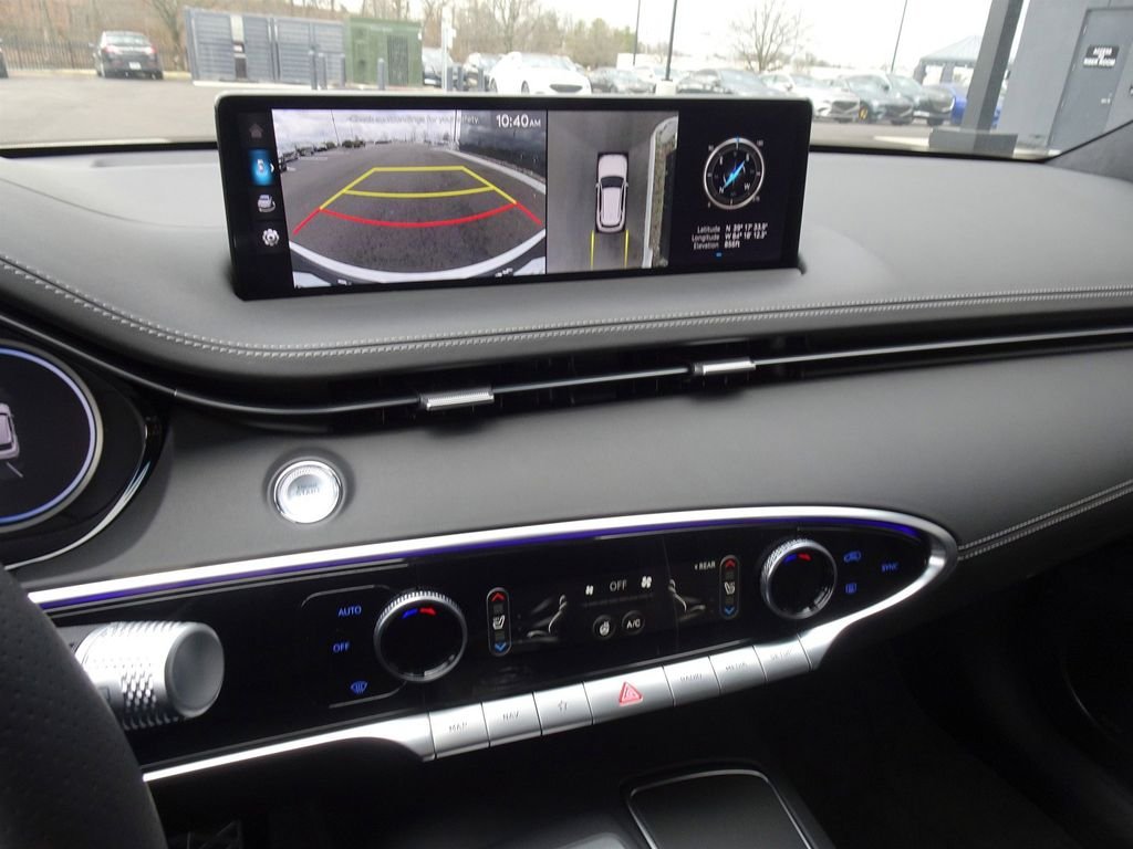 2025 GENESIS GV70 Sport - Photo 18