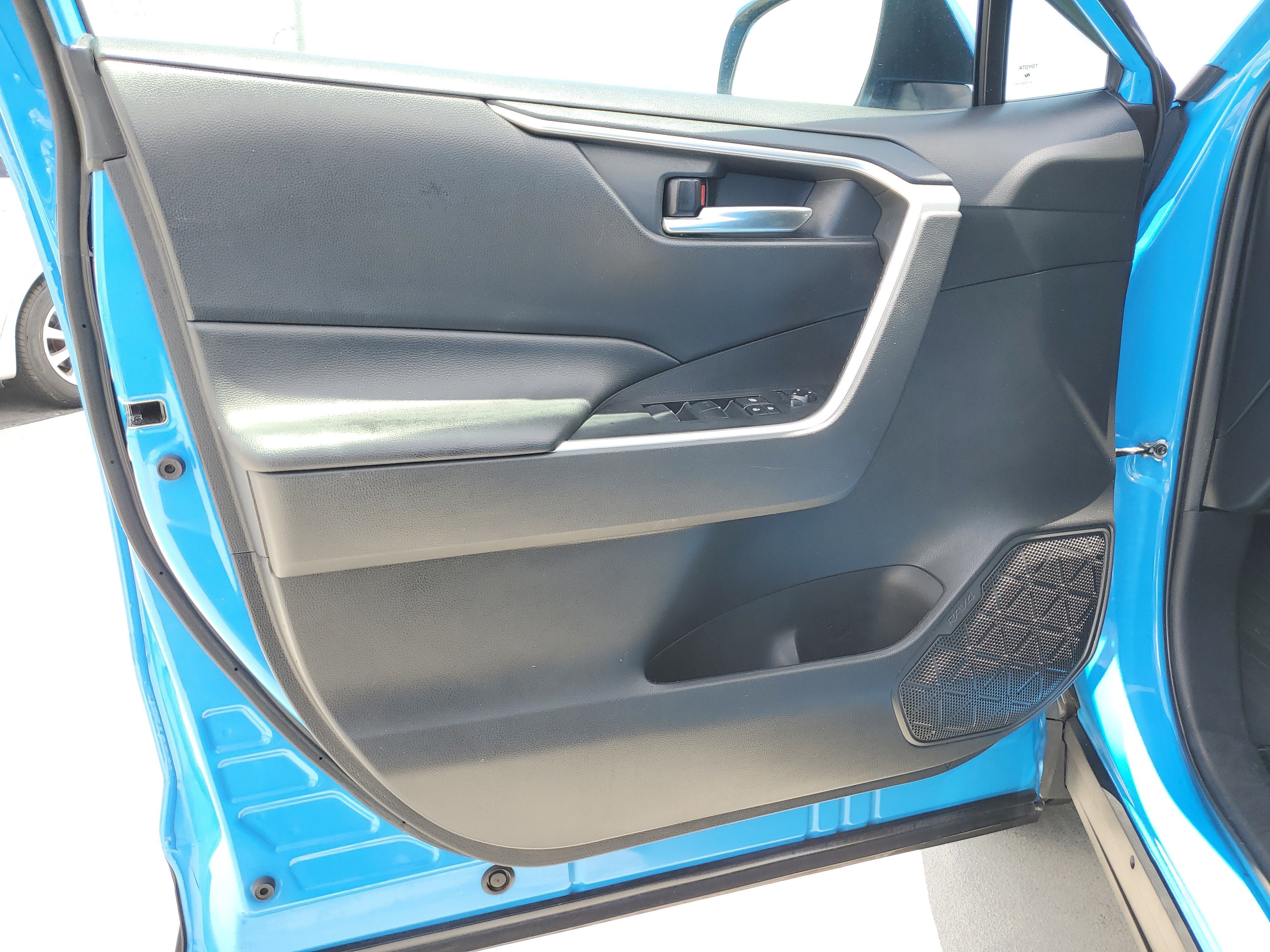 Certified Used 2021 Blue Flame Toyota XLE Premium image 22