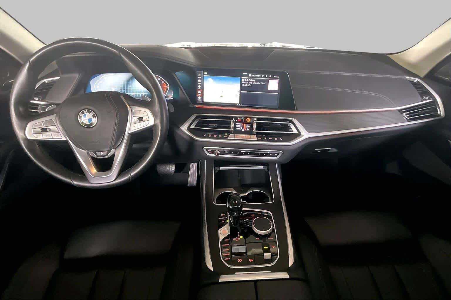 Used 2021 Arctic Grey Metallic BMW xDrive40i image 14