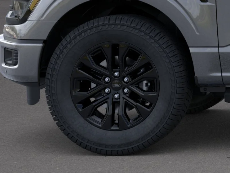 New 2026 Carbonized Gray Metallic Ford XLT image 19