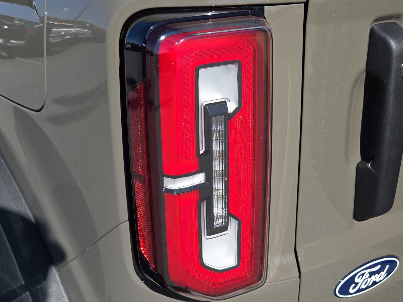 New 2026 Marsh Gray Ford Badlands® image 16