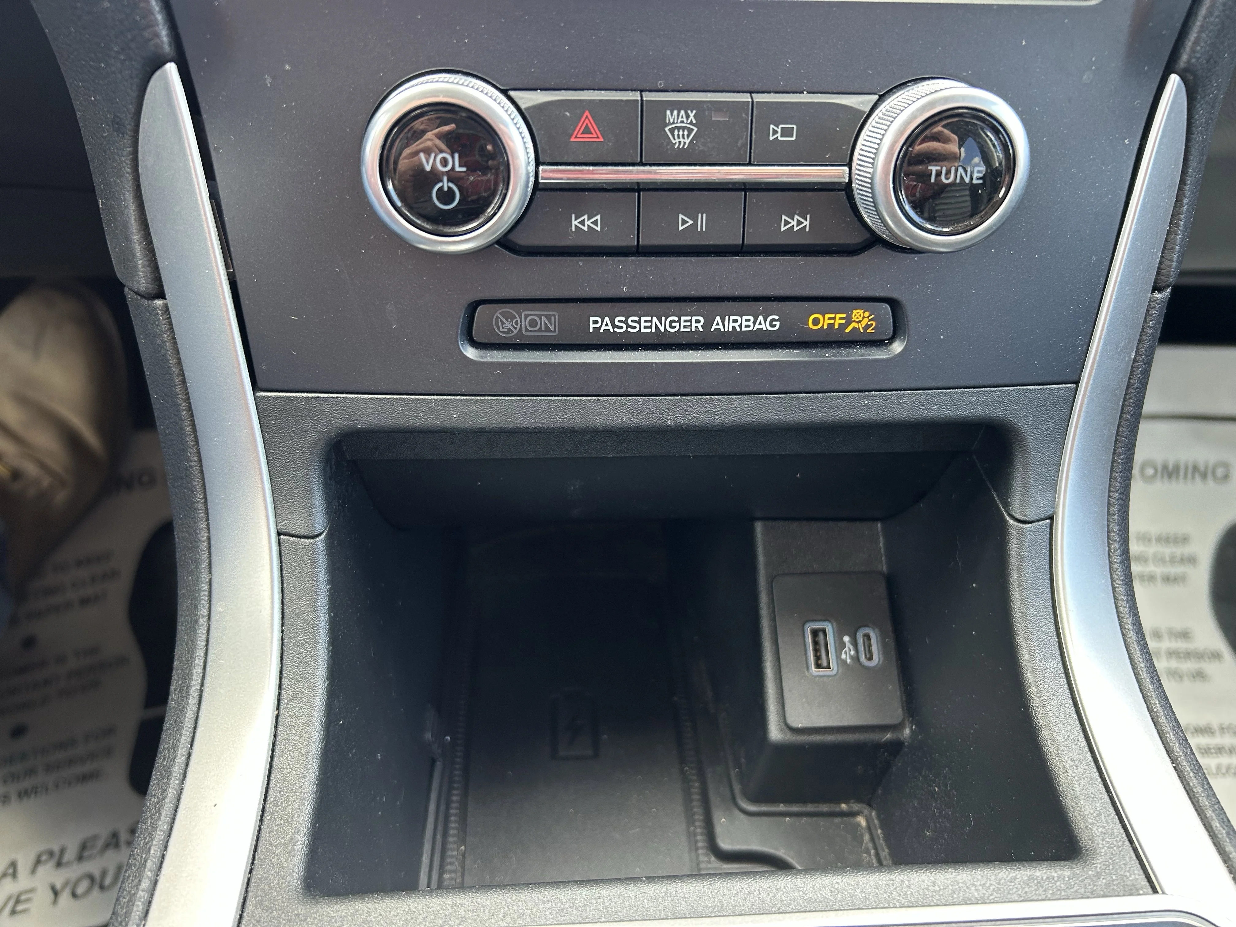 Used 2023 Green Ford SEL image 16
