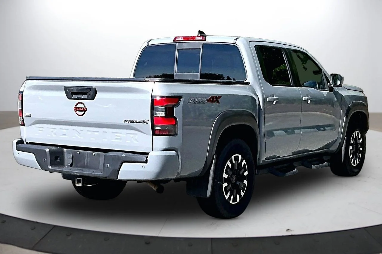 Used 2022 Gray Nissan PRO-4X image 8