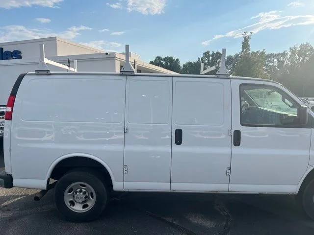 Used 2022 White Chevrolet Work Van image 3