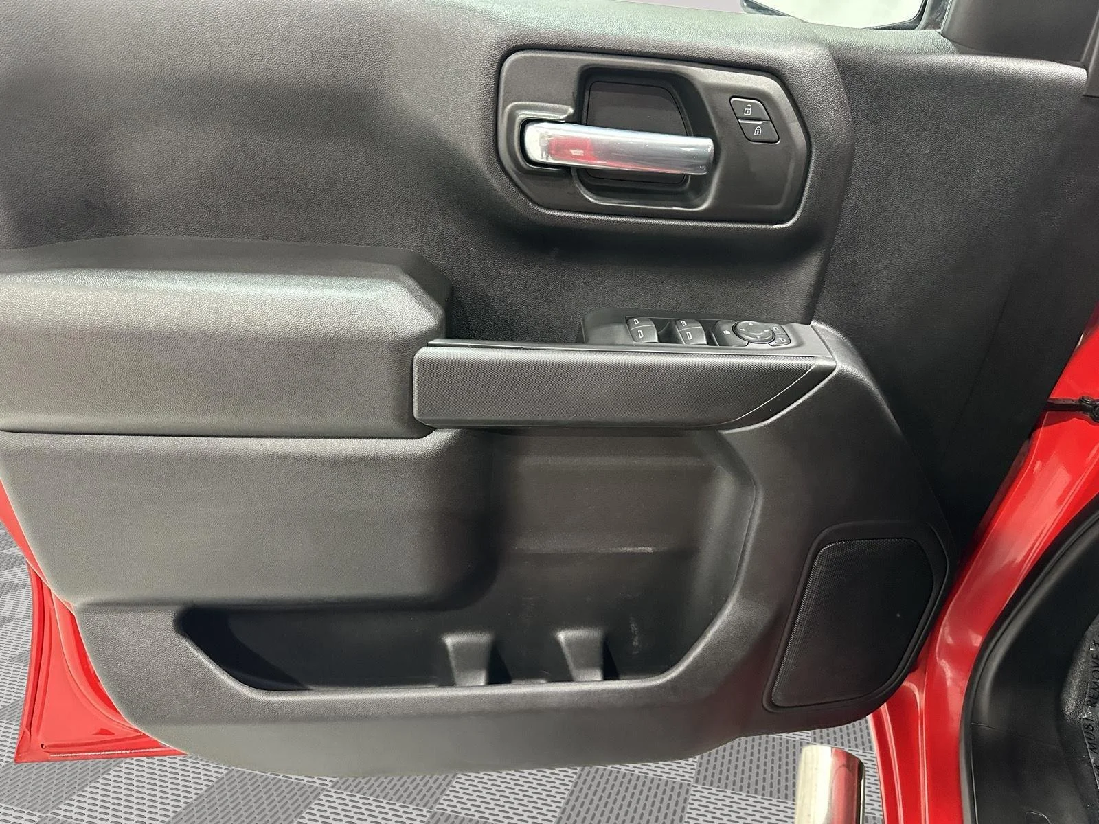 Used 2022 Red Hot Chevrolet Work Truck image 21