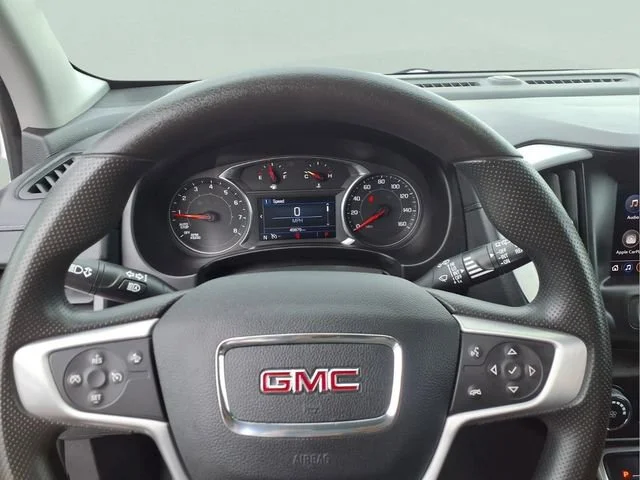 Used 2024 Summit White GMC SLE image 10