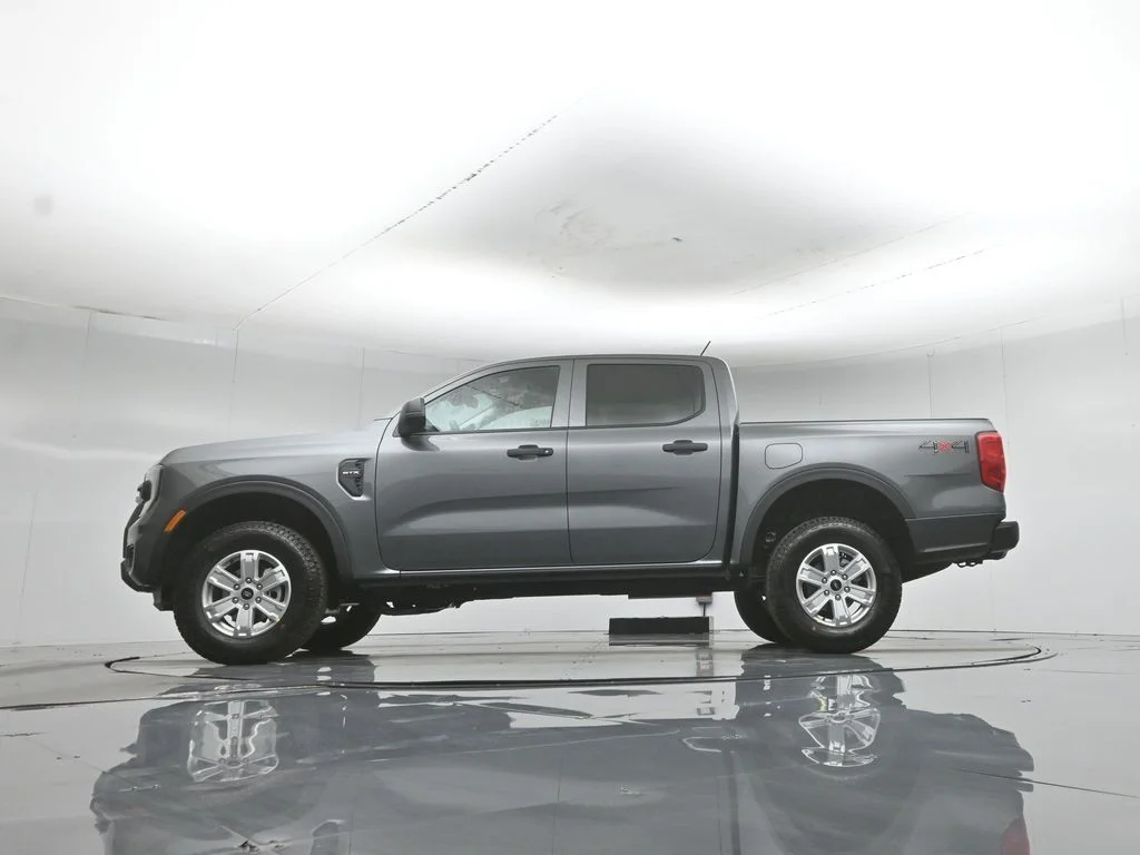 New 2026 Gray Ford XL image 8