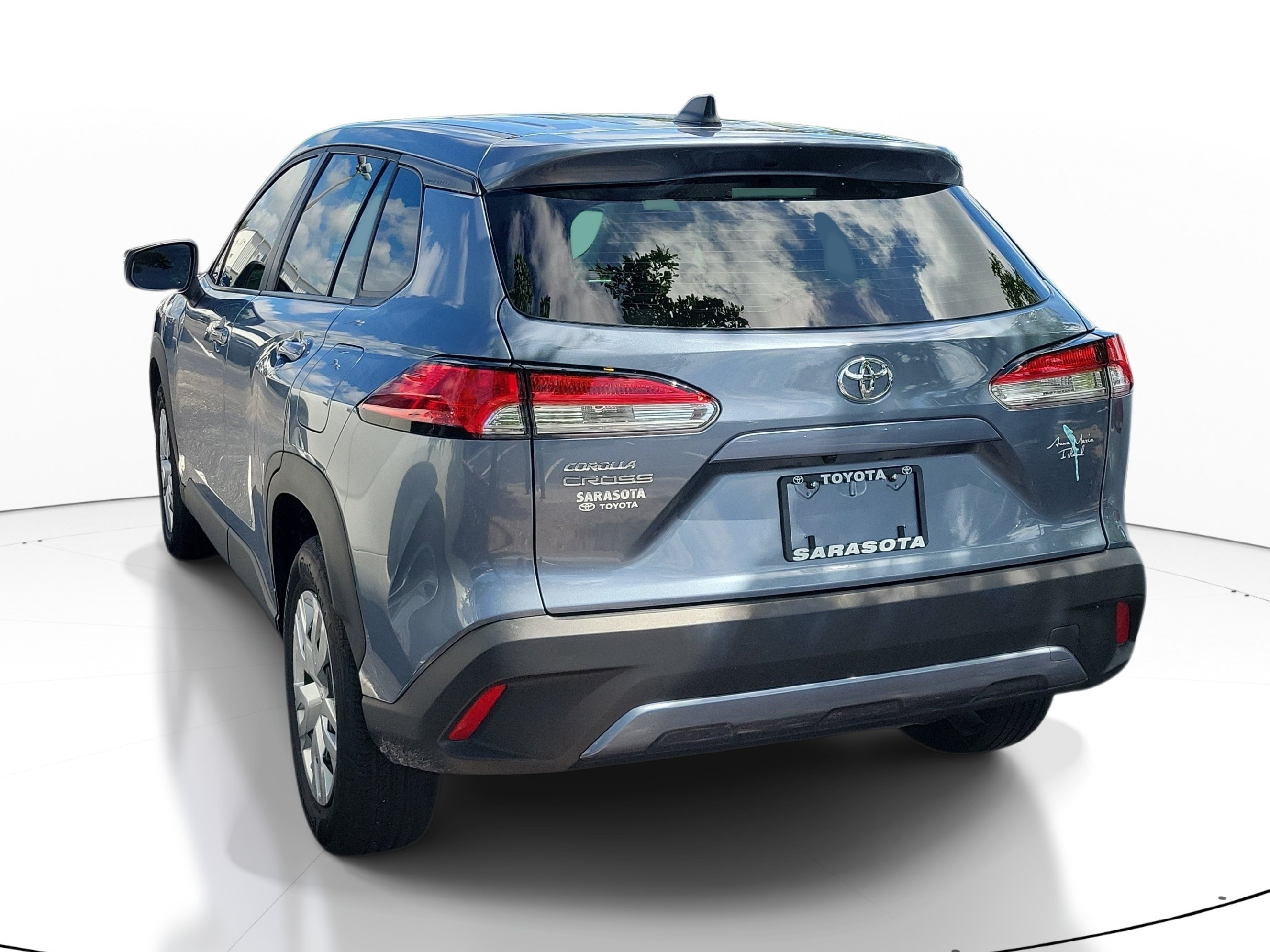 Used 2023 Celestite Toyota L image 6