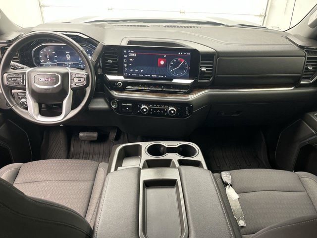 Used 2023 Sterling Metallic GMC SLE image 4