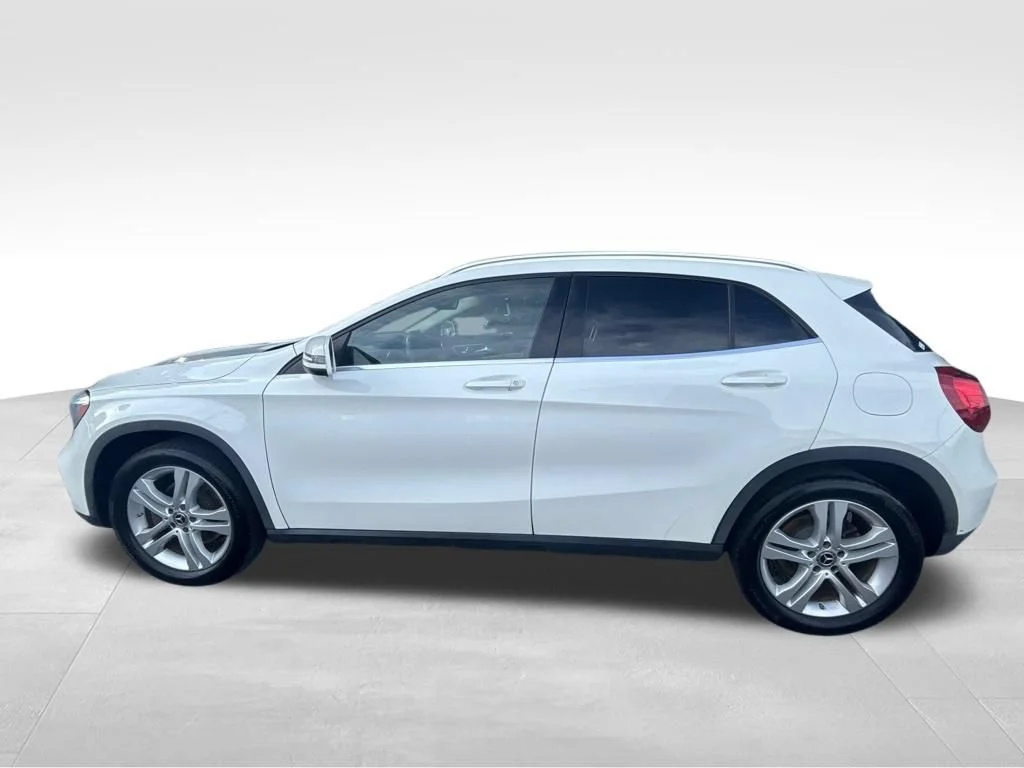 Used 2018  Mercedes-Benz GLA 250 image 7