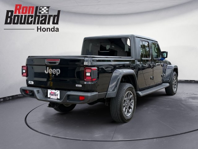 Used 2020 Black Jeep Overland image 2