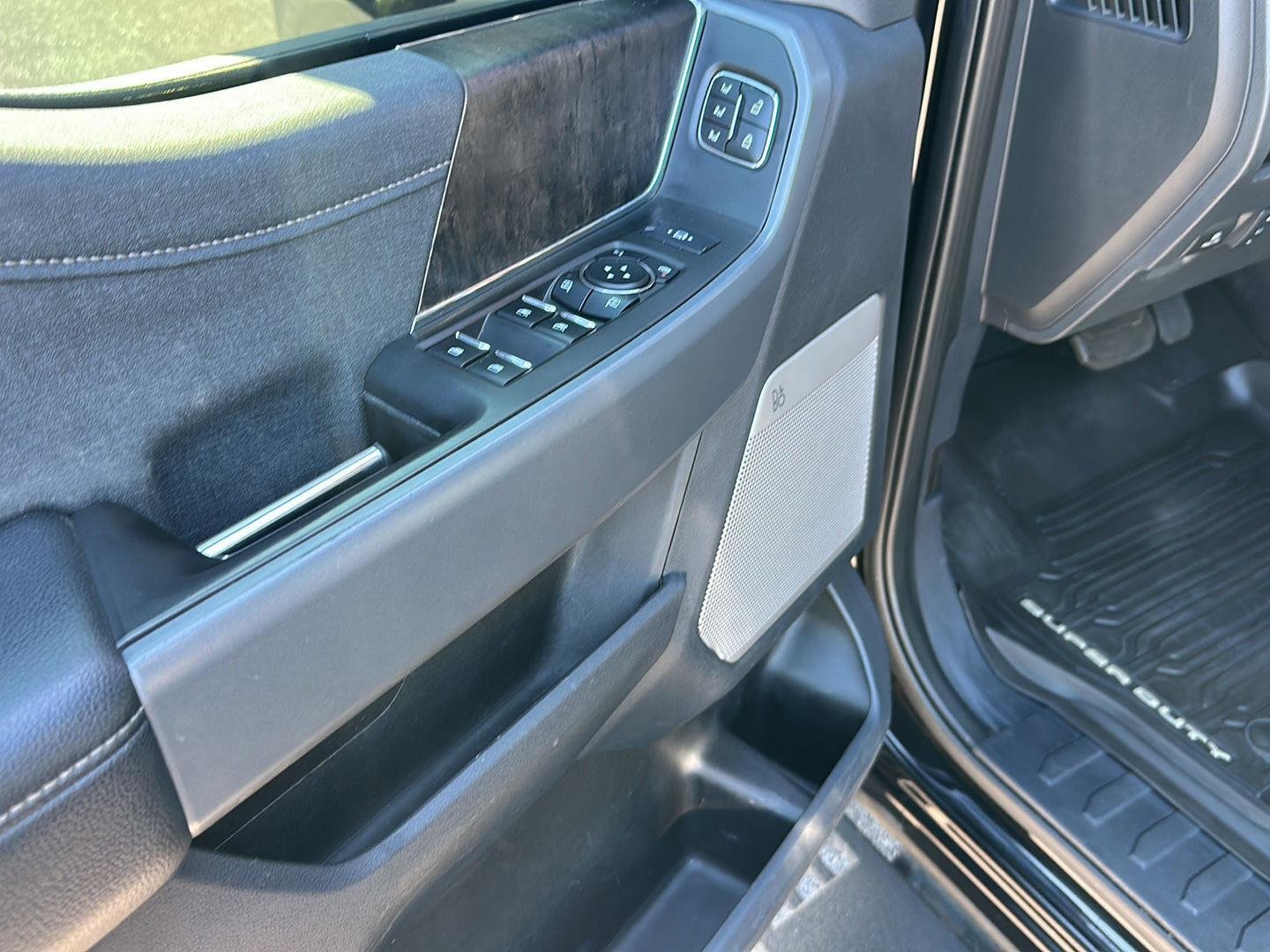 Certified Used 2023 Agate Black Ford LARIAT image 16