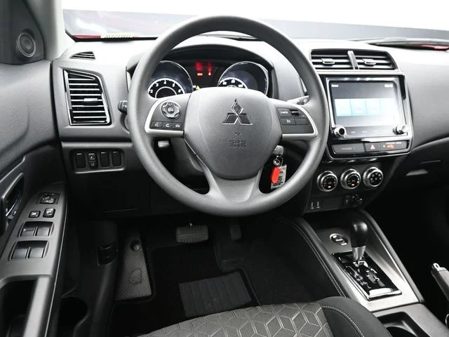 New 2026 Red Mitsubishi 2.0 ES image 16