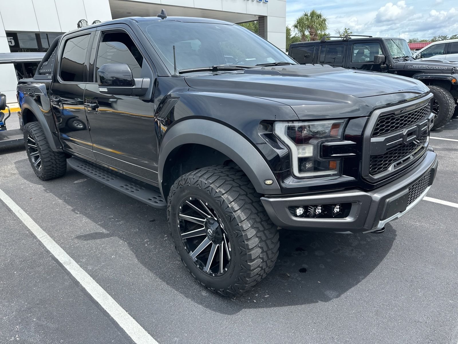 2020 Ford F-150 Raptor 4x4 SuperCrew 5-1/2 Box's photo