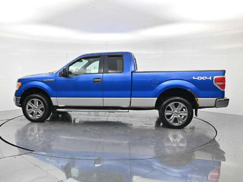 Used 2013 Blue Flame Metallic Ford XLT image 8