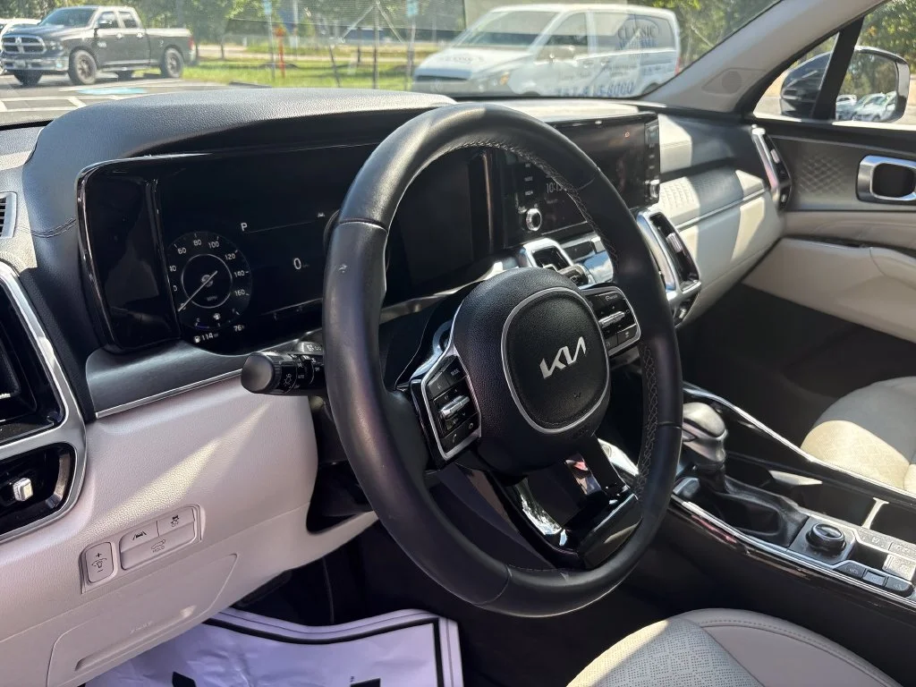 Certified Used 2023 White Kia SX image 15