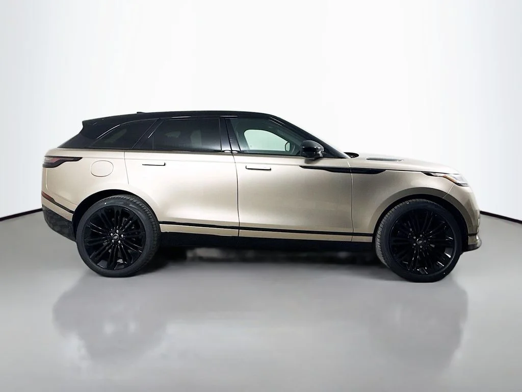 New 2026 Batumi Gold Land Rover Dynamic SE image 4
