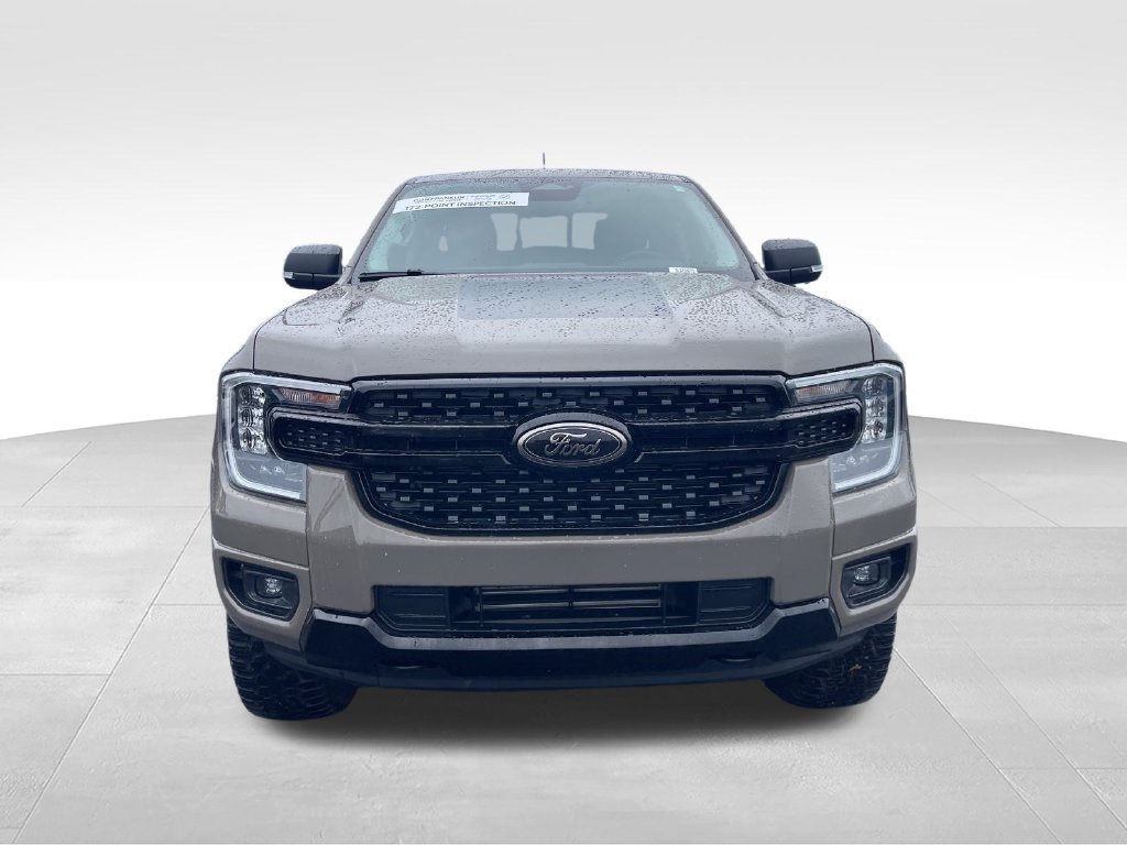 Used 2025 Green Ford XLT image 8