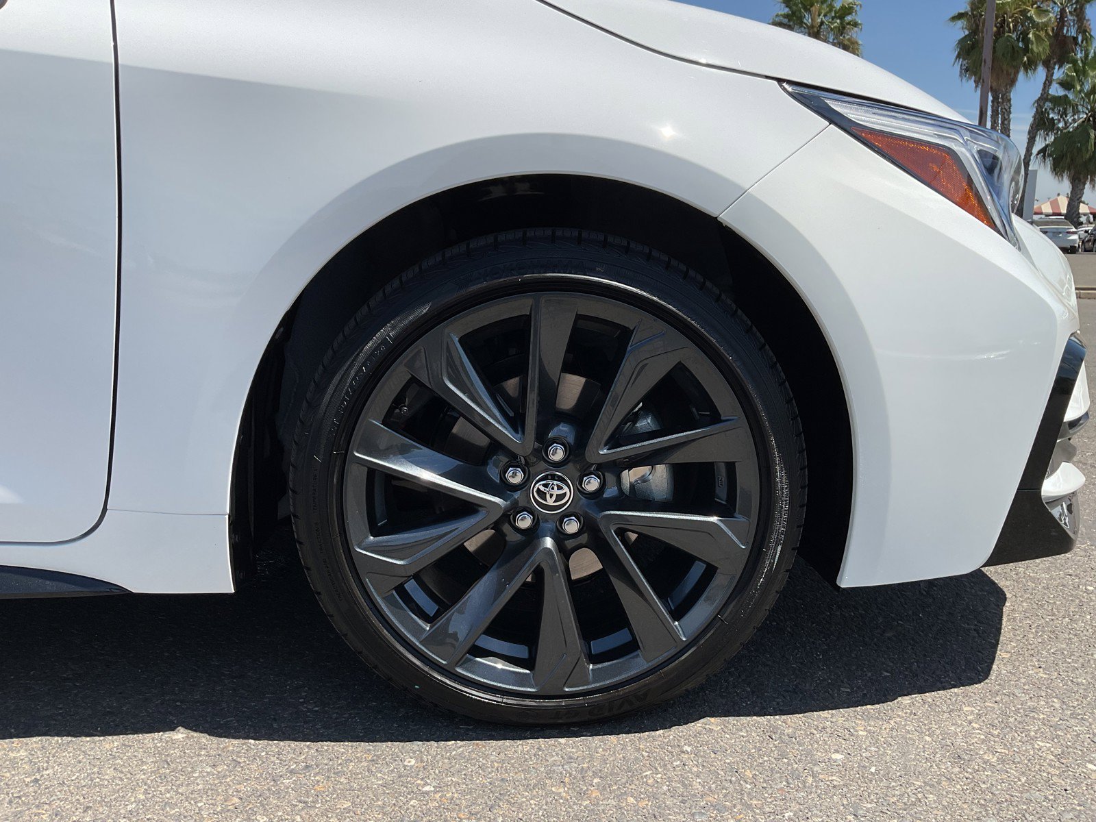 Certified Used 2025 Ice Toyota Hybrid SE image 11