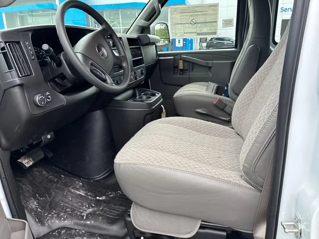 New 2026 Summit White GMC Work Van image 10