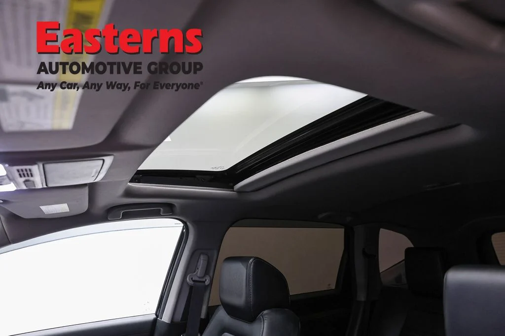Used 2021 Black Honda EX-L image 33