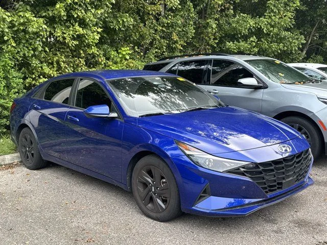 Used 2021 Blue Hyundai SEL image 1