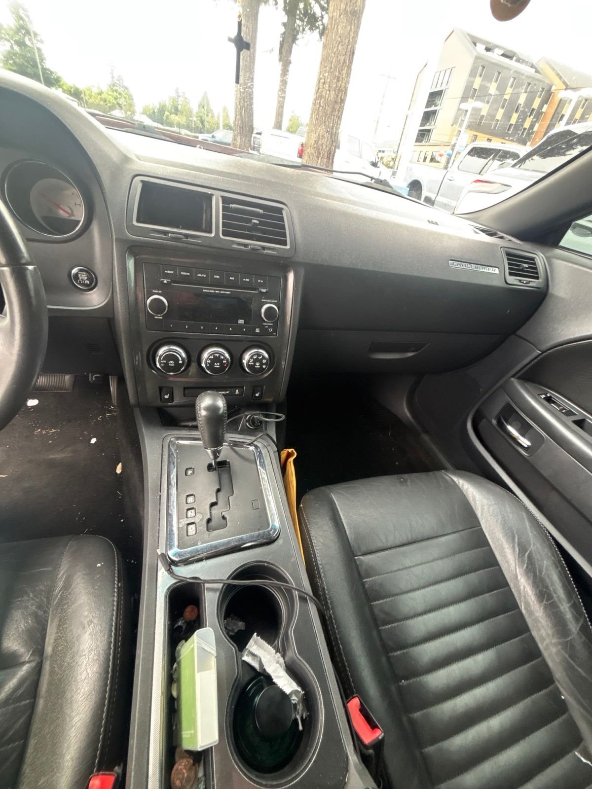 Used 2013 Bright White Clearcoat Dodge SXT image 24
