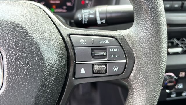 Used 2023 Lunar Silver Metallic Honda EX image 15