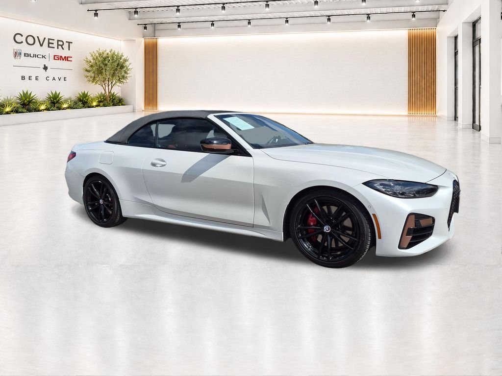 Used 2023 White BMW M440i image 16