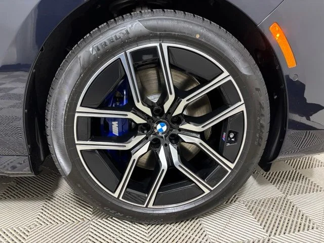 New 2026 Black BMW 760i xDrive image 16