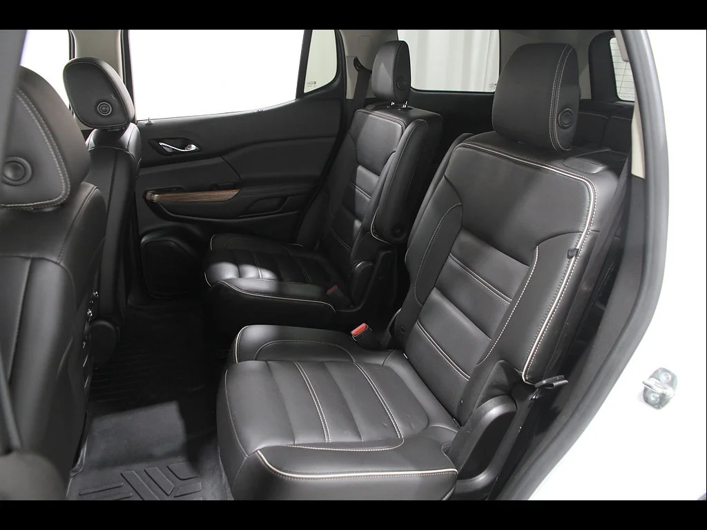 2019 GMC Acadia Denali - Photo 20