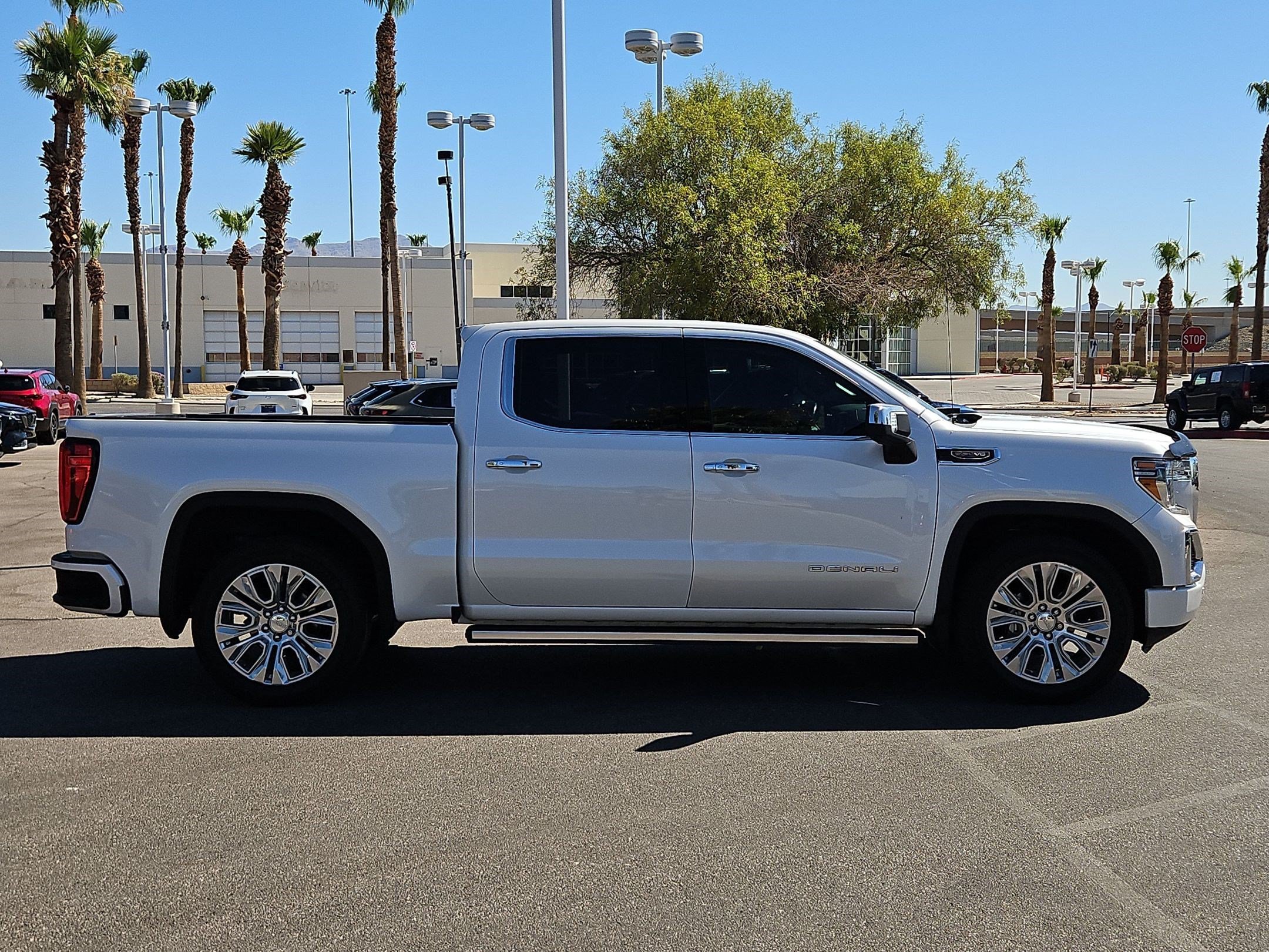 Used 2020 White Frost Tricoat GMC Denali image 7
