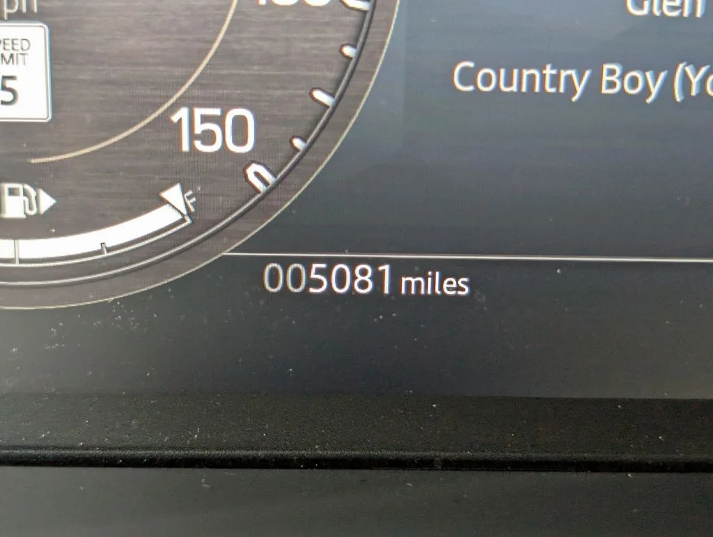 Used 2025 Black Land Rover S image 28