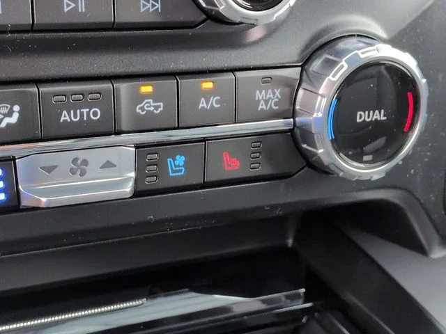 New 2026 Agate Black Metallic Ford F-250® Lariat® image 23