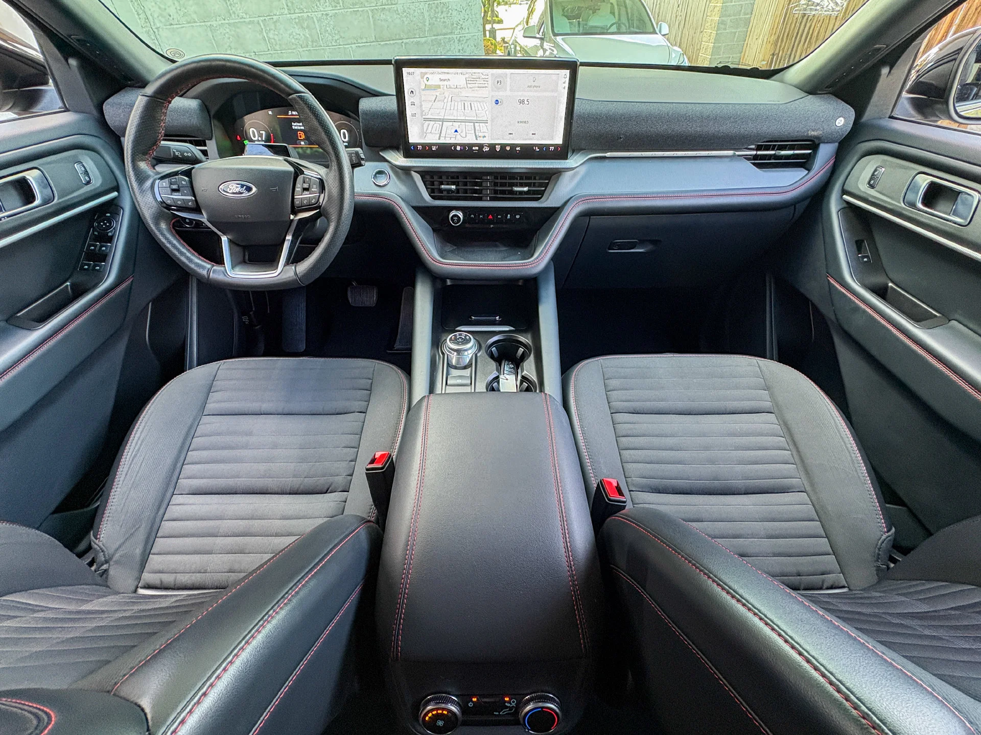 Used 2025 Gray Ford ST-Line image 2