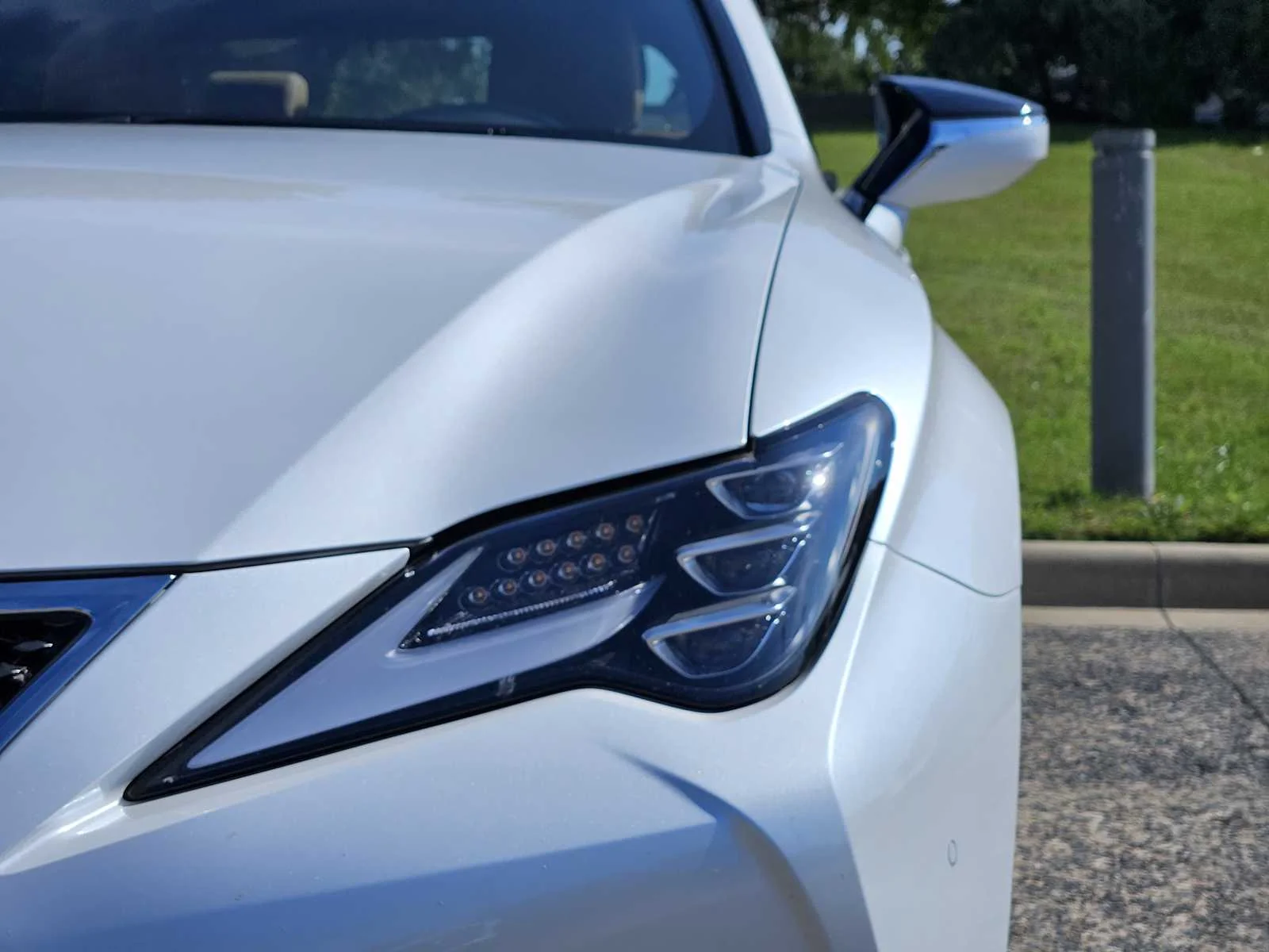 Certified Used 2021 EMINENT WHITE PEARL Lexus  image 6
