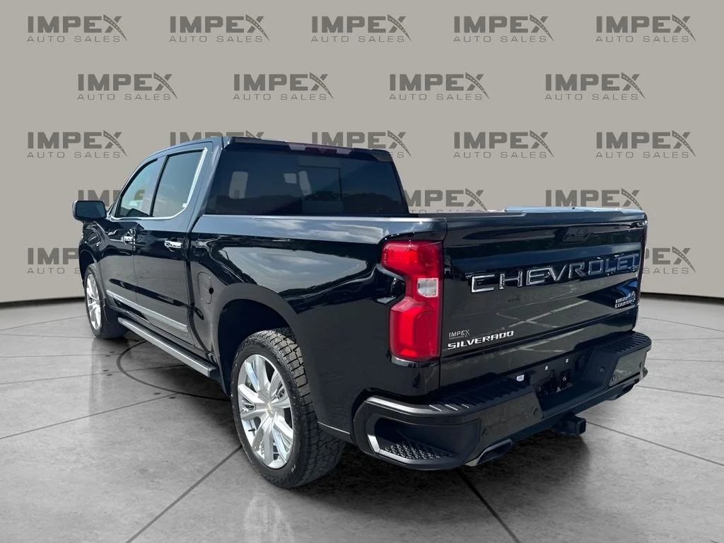 Used 2023 Black Chevrolet High Country image 2