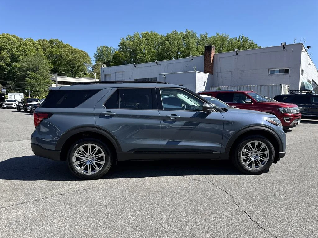 New 2026 Blue Ford Active image 3