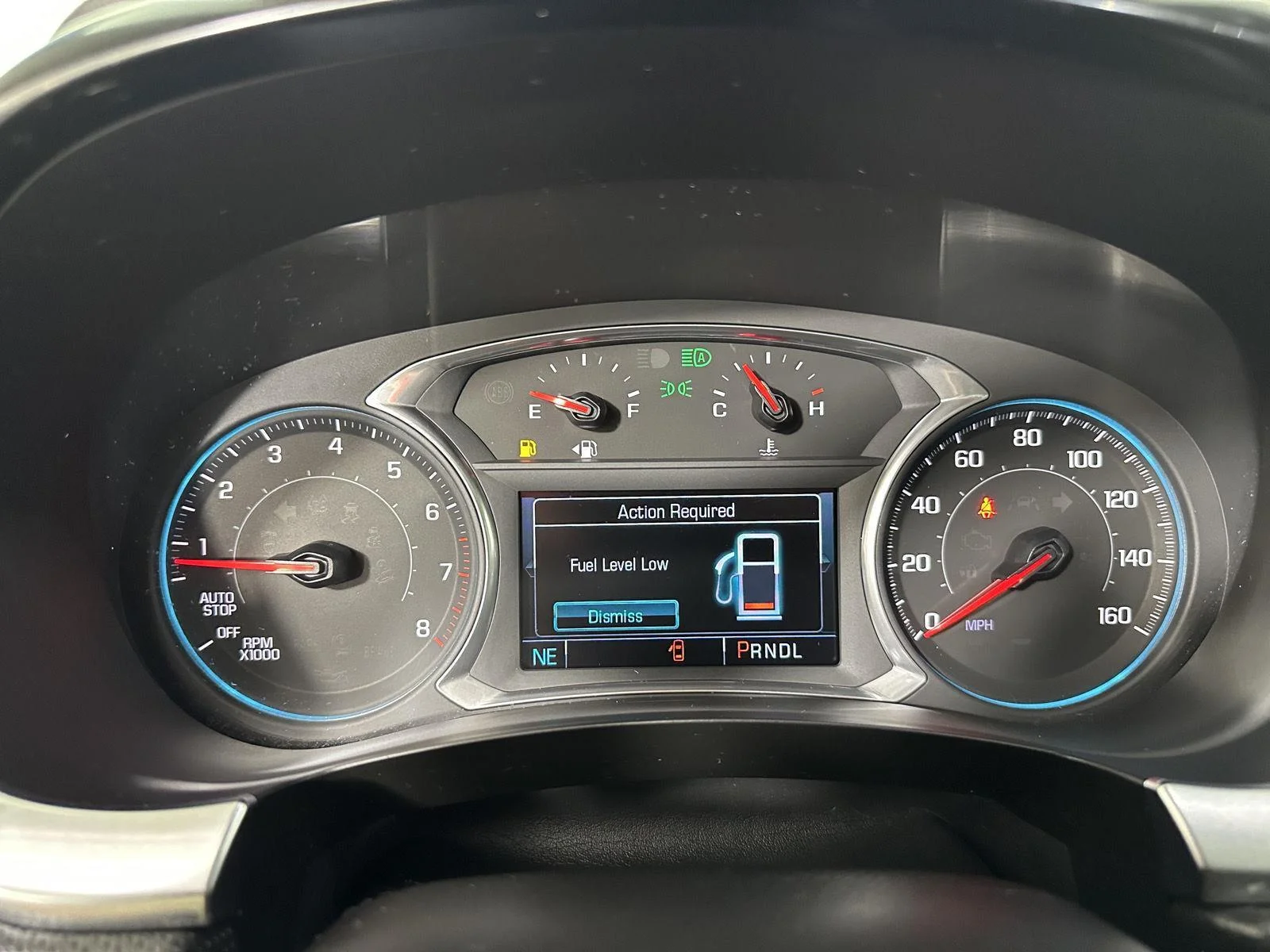 Used 2018 Iridescent Pearl Tricoat Chevrolet Premier image 15