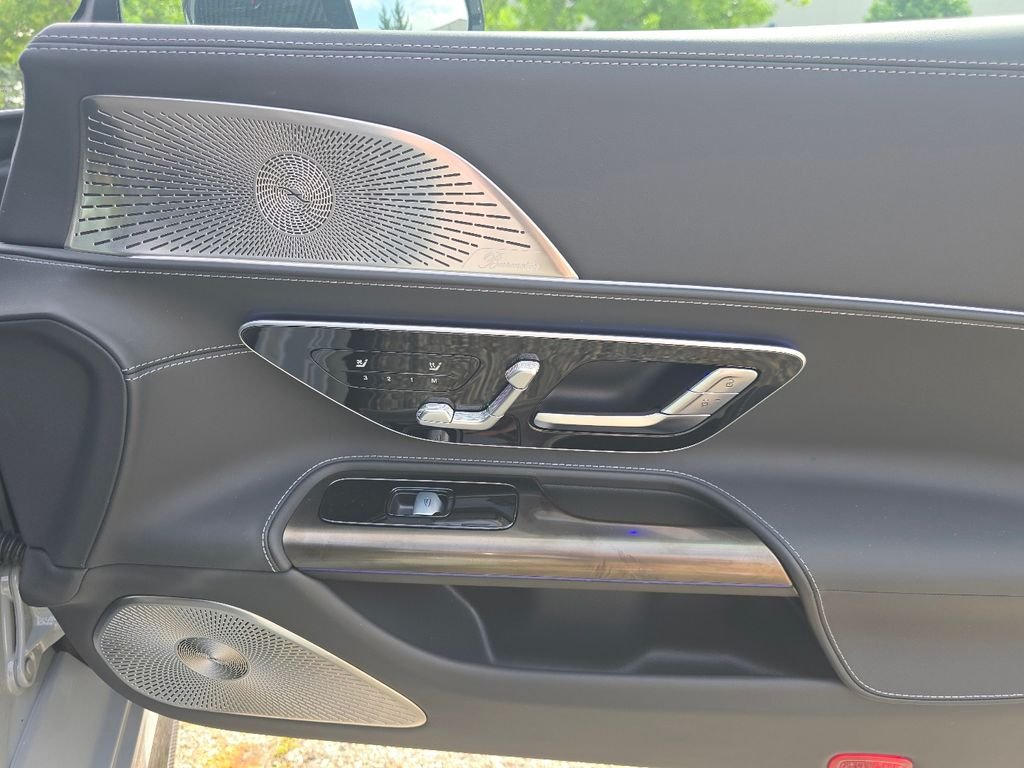 New 2026 MANUFAKTUR Alpine Grey Mercedes-Benz S E Performance image 23