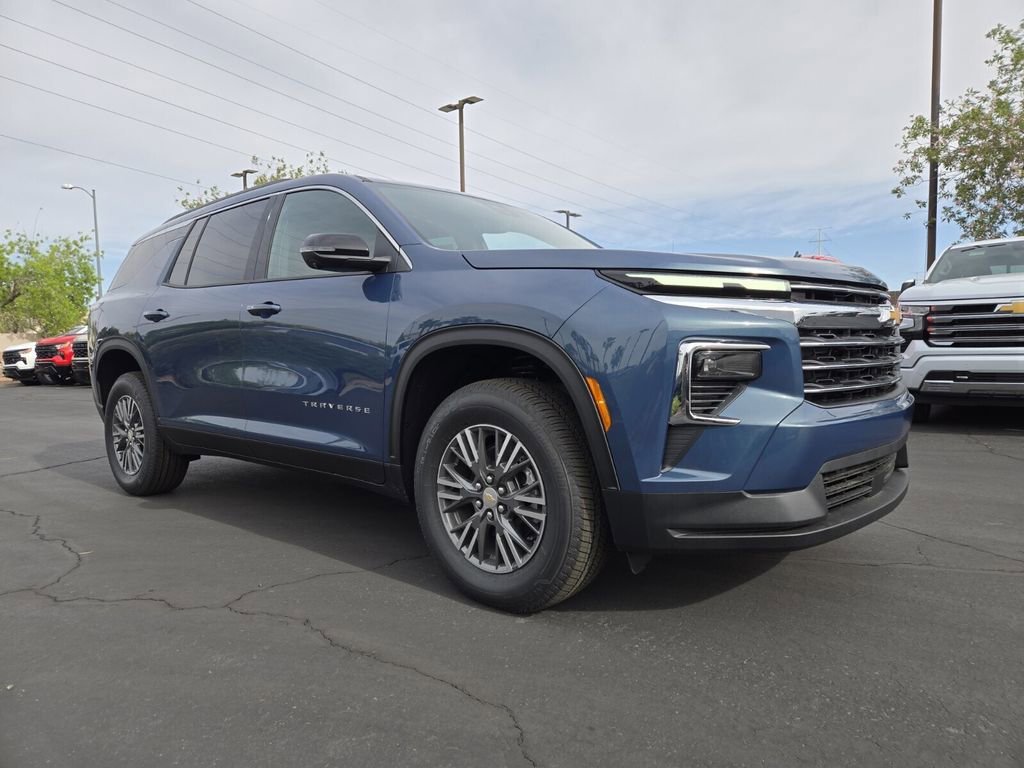 2026 Chevrolet Traverse AWD LT's photo