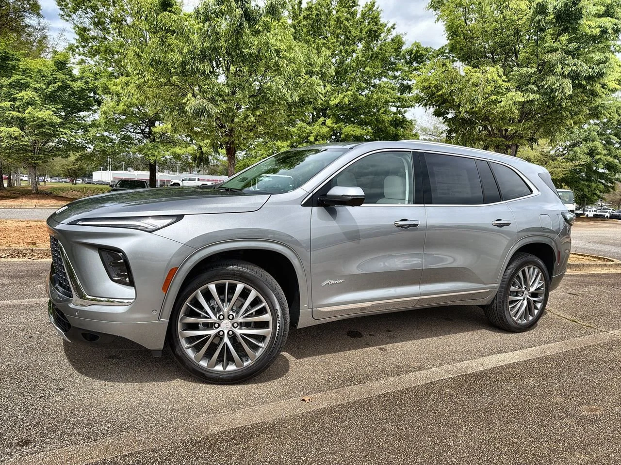 2026 Buick Enclave Avenir's photo