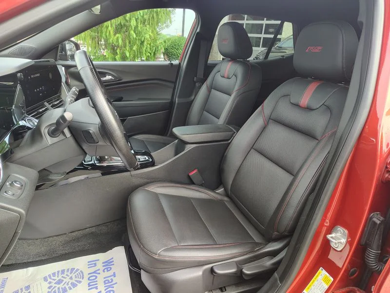 Used 2024 Red Chevrolet 2RS image 12