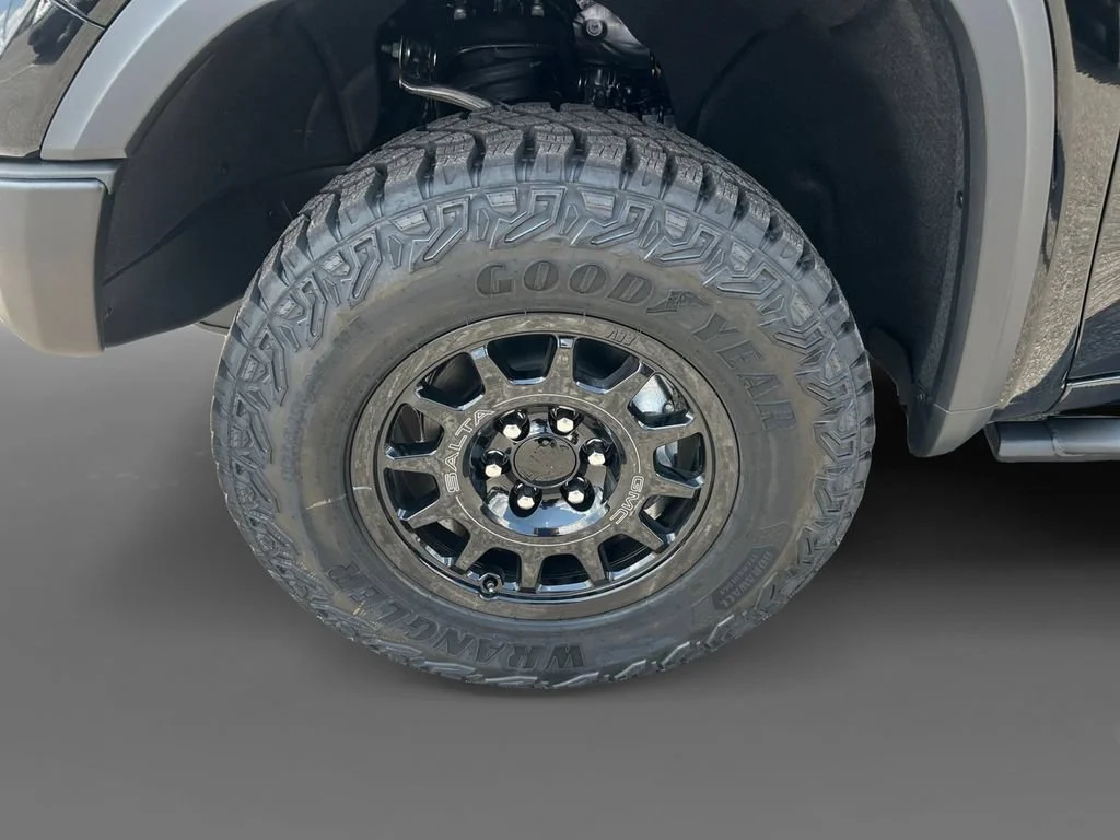 New 2026 Onyx Black GMC AT4X image 10